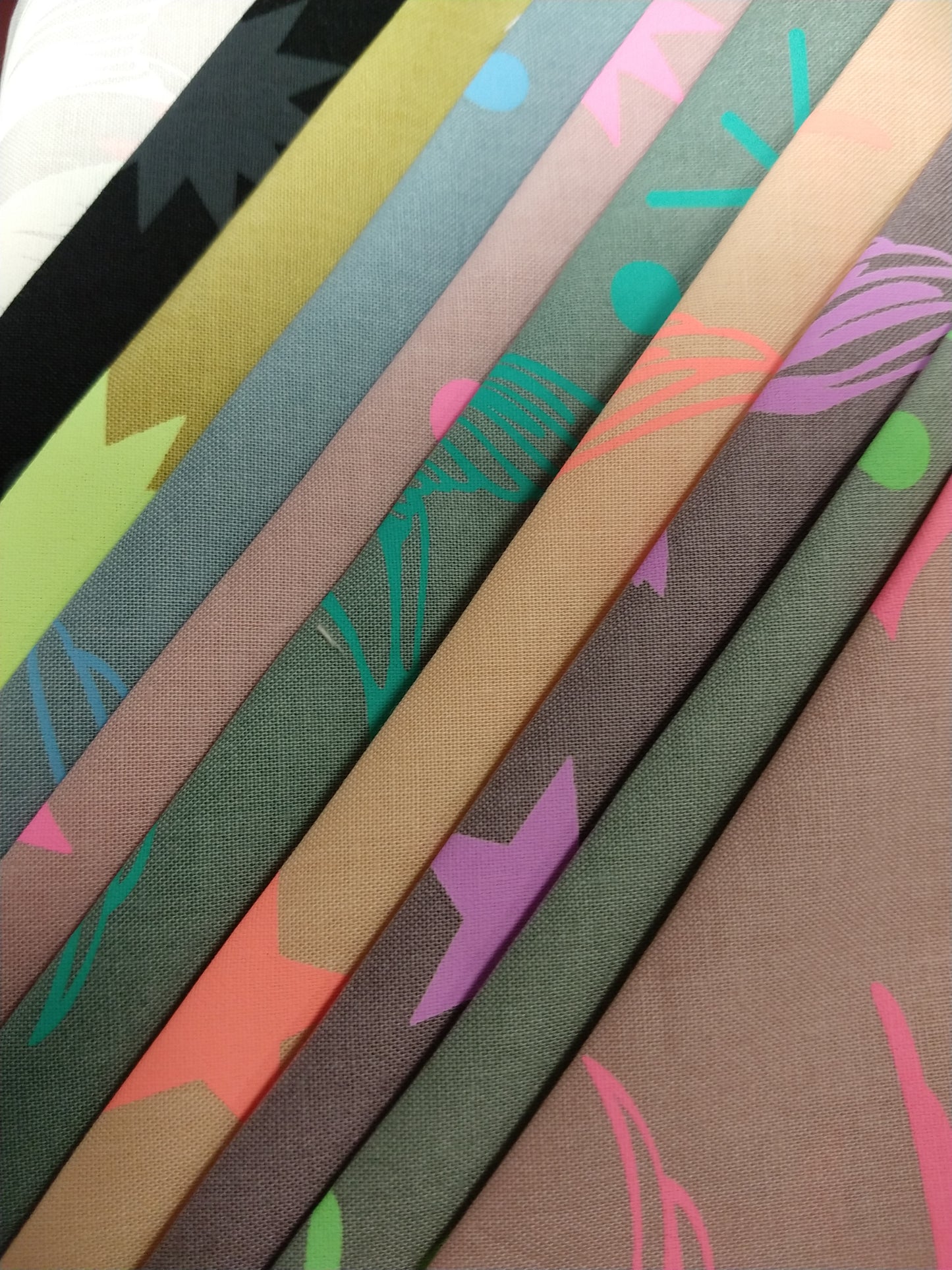 Tula Pink - Everglow Fairy Dust Fat Quarters