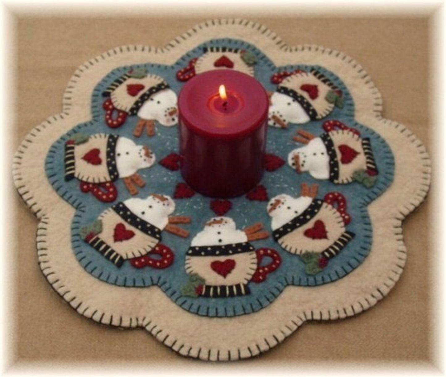 Santa's Cocoa Candle Mat Pattern by Penny Lane Primitives