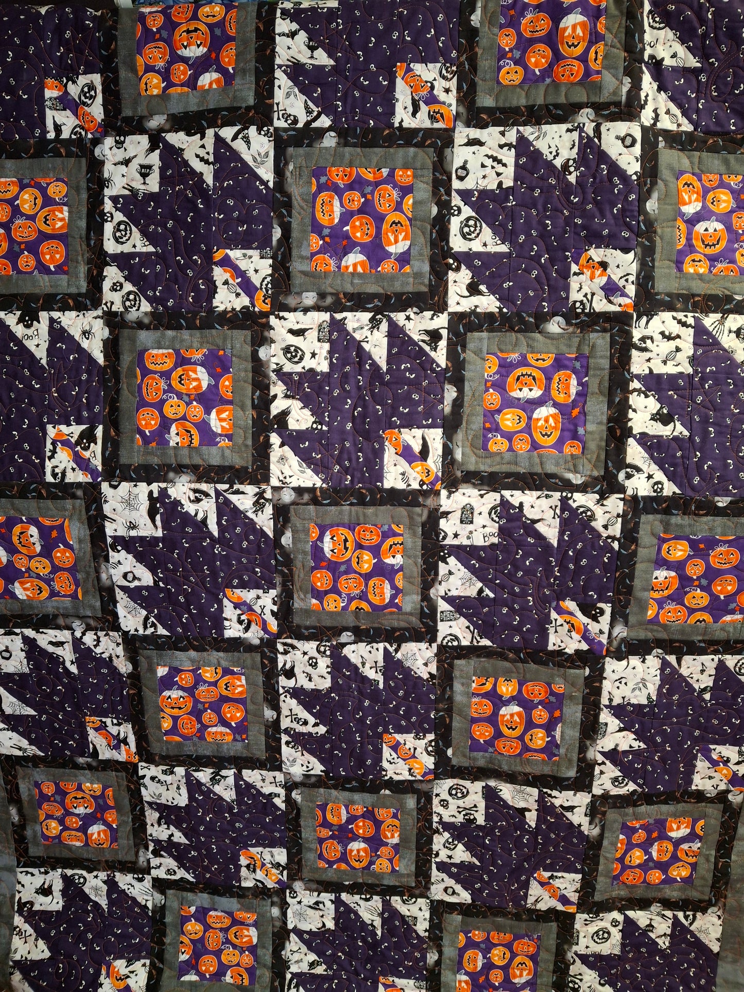 Happy Halloween 5 Yard Quilt Kit
