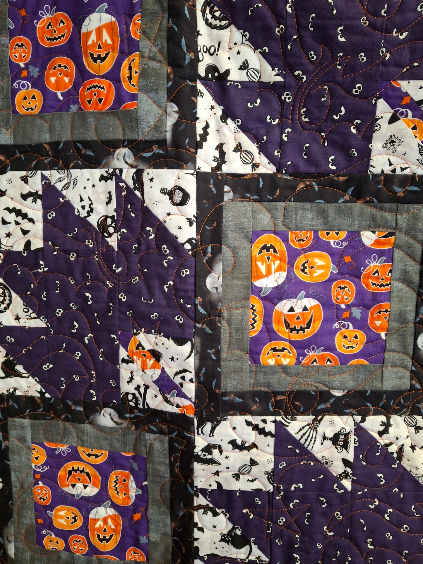 Happy Halloween 5 Yard Quilt Kit