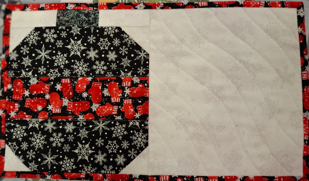 Holiday Bauble Snack Mat Kit - Mittens and Snowflakes