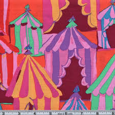 Kaffe Fassett - Glamping - Red - Free Spirit