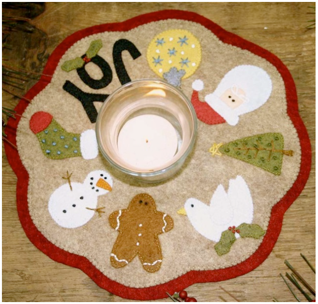 Christmas Candle Mat Pattern 186 by Bareroots