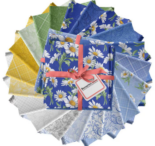 All About Daisies - 20 Piece Fat Quarter Bundle by Jackie Robinson for Benartex