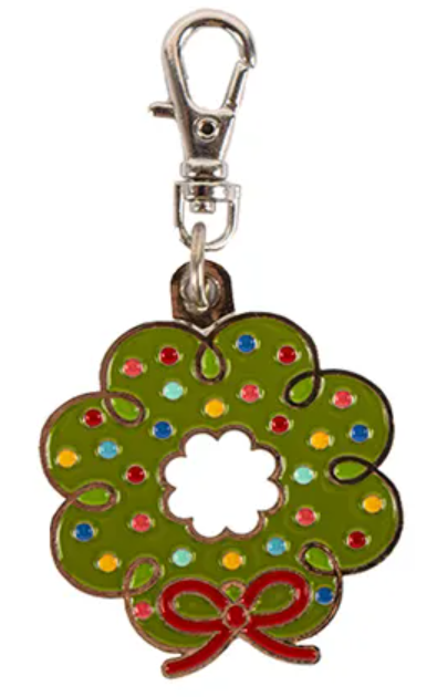 Happy Charm - Holiday Wreath ST-36029 by Lori Holt for Riley Blake