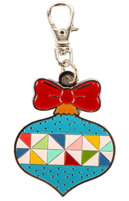Happy Charm - Holiday Ornament ST-36031 by Lori Holt for Riley Blake