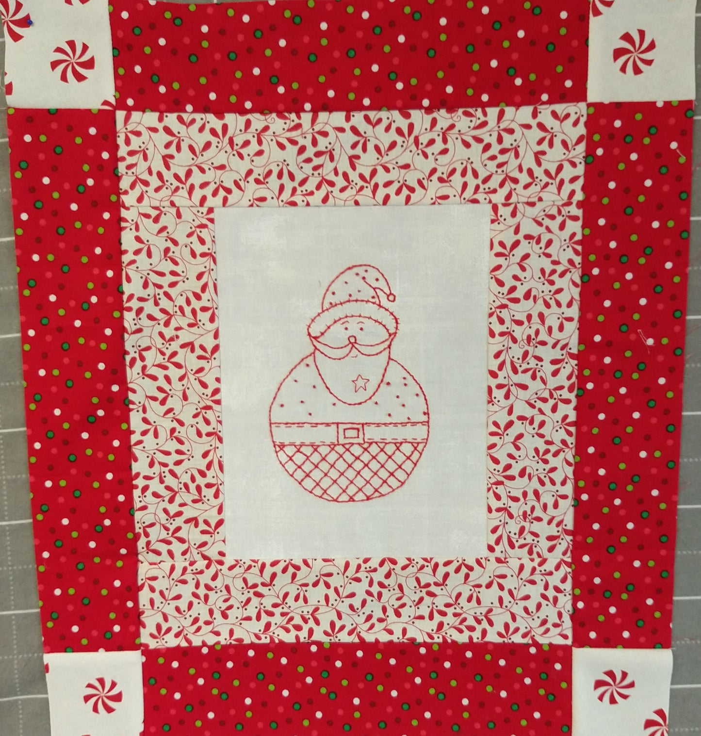 Roly Poly Santa's Pattern by Gail Pan Designs